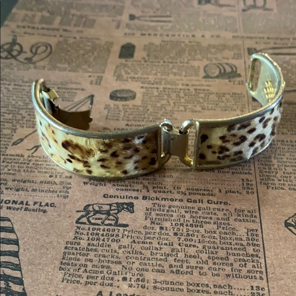 Bracelet; Latch; Cheetah Pattern - Picture 5 of 8